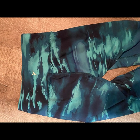 Old Navy Active Crop Leggings - Picture 4 of 4